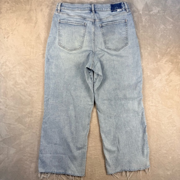 DAZE Hug High Rise Cropped Wide Leg Jeans Raw Hem Light Wash Size 32 - Picture 2 of 11